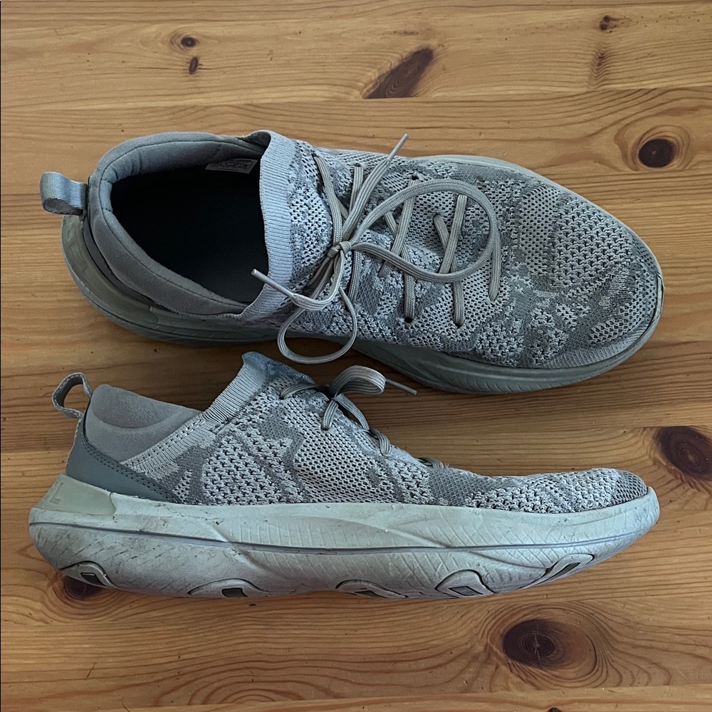 Sorel Men's Gray Knit Sneakers